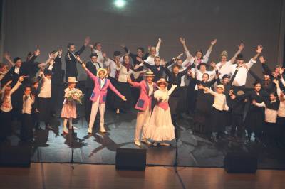 �*Mary Poppins�*